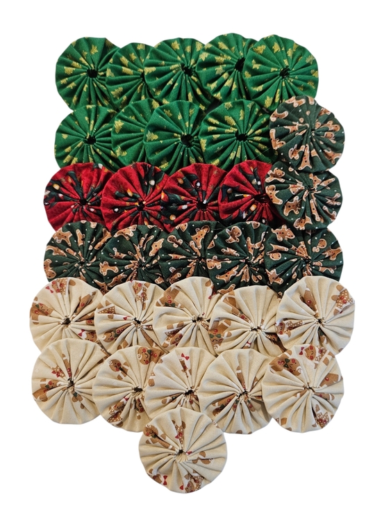 None Other - Hand Sewn Christmas Fabric Yo Yos, Set of 31,  2 Inches Wide,  4 Fabrics